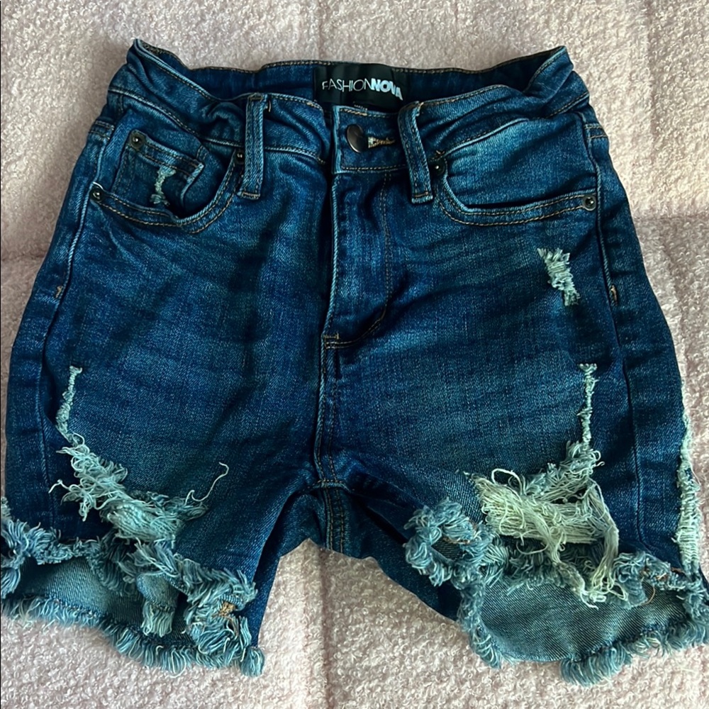Fashion Nova Women's Distressed Blue Denim Shorts - XS
